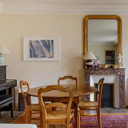 Vintage 3bd Parisian Apartment-vaugirard * Paris