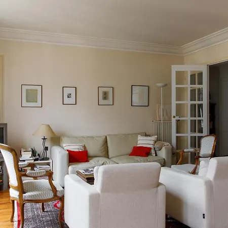 Vintage 3bd Parisian Apartment-vaugirard Daire Paris